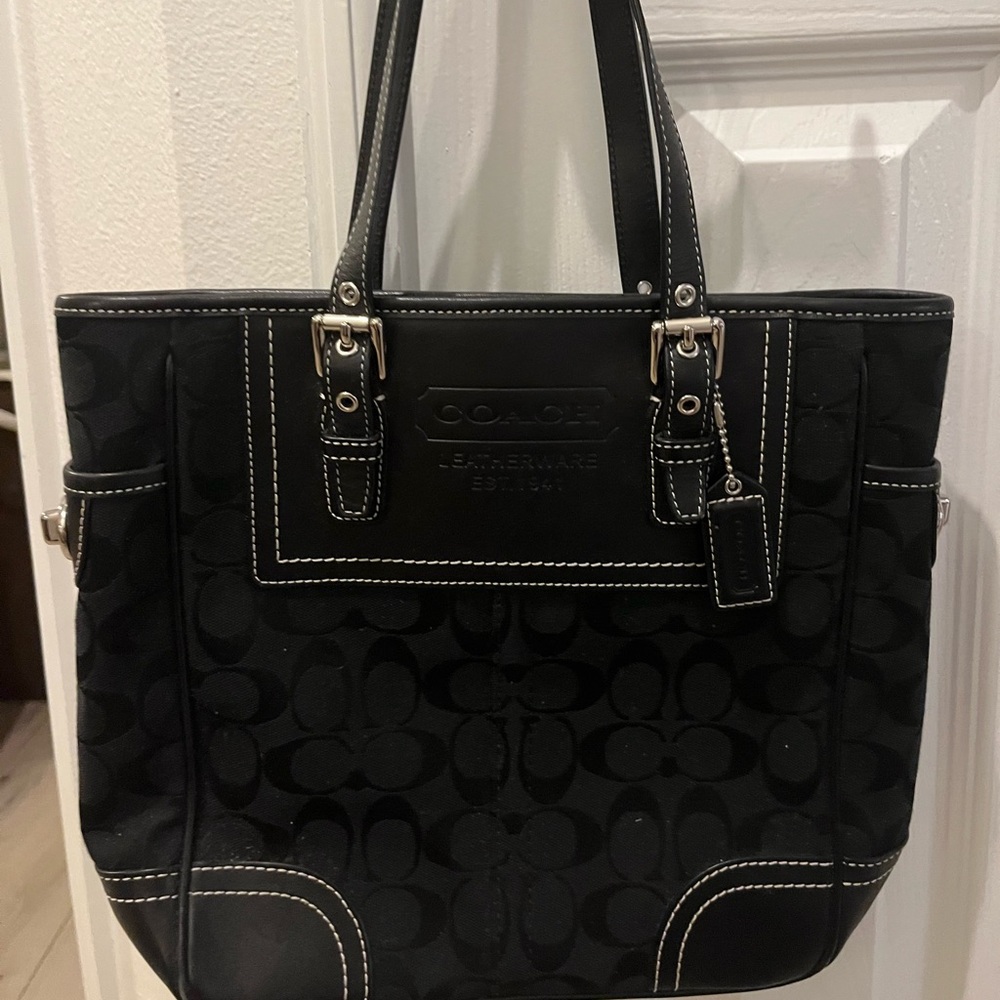 Coach Black Signature Handbag F10659